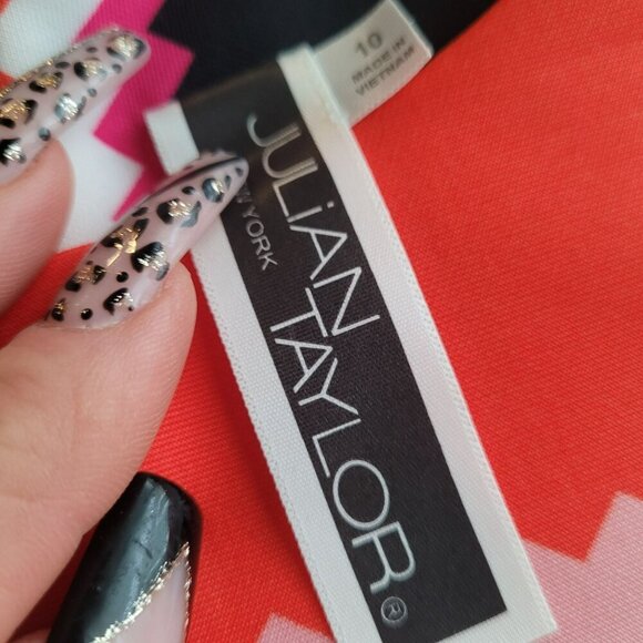 Julian Taylor Zigzag Striped Short Sleeve Sheath Dress Size 10 - Picture 5 of 5